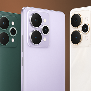 Realme 15 Pro 5G Review – Rear view of green, purple, and white variants featuring triple-camera setup with a premium finish.
